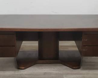 Lot # : 16 - Monteverdi-Young mid century executive desk
