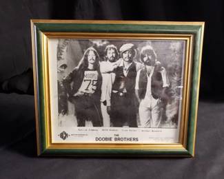 Lot # : 379 - Signed The Doobie Brothers photo
