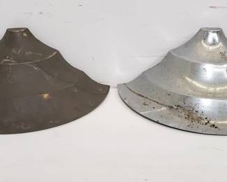 Lot # : 98 - Pair of Art Deco iron sconces
