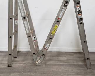 Lot # : 341 - Werner 16' aluminum extension ladder
