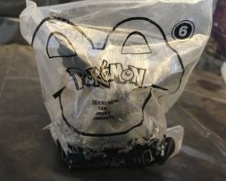 Lot # : 56j - Pokemon Zekrom #6 Happy Meal toy with Holo
