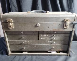 Lot # : 361 - Tool box with contents
