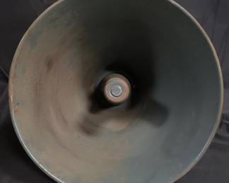 Lot # : 43 - Vintage speaker
