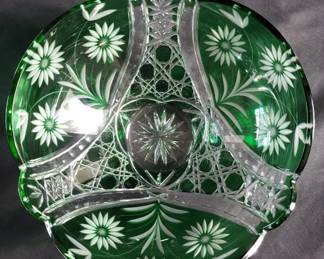 Lot # : 368 - Bohemian cut crystal bowl
