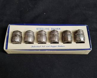 Lot # : 145 - Sterling silver salt & pepper shakers with box
