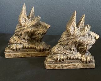 Lot # : 503v - Vintage syroco wood Scottie bookends

