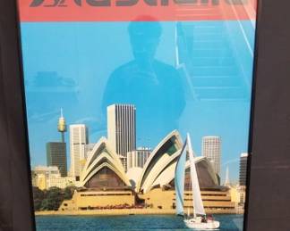 Lot # : 154 - Framed print of Sydney opera house

