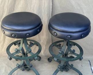Lot # : 481z - Vintage MCM Spanish style wrought iron bar stools
