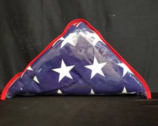 Lot # : 161 - Military-folded presentation flag from
Berkowitz-Kumin Bookatz