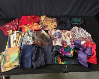 Lot # : 567 - Group of scarfs, handkerchief etc Box lot
