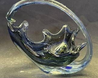 Lot # : 490z - Vintage art glass candy dish
