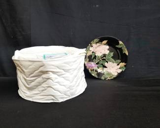 Lot # : 151 - 12 Fitz and Floyd "Cloisonne Peony" plates
