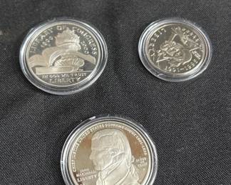Lot # : 114 - Group of commemorative coins
