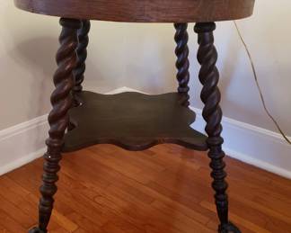 A closer look at the antique oak table