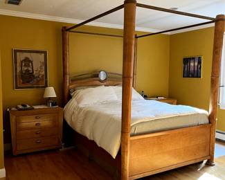 vintage Henredon 4 poster bed and 2 nightstands