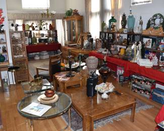 Front Room Overview, Watch Your Step