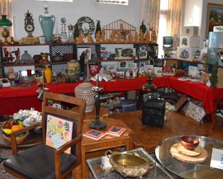 Front Room Overview, Watch Your Step