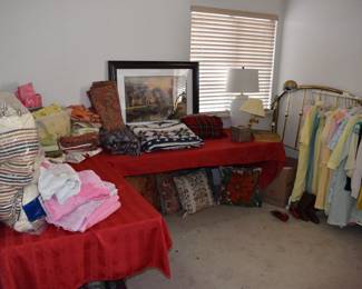 UPSTAIRS-Corner Bedroom Overview