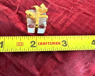 #100 - $20.00  -  Swarovski present gift wrapped with gold bow
