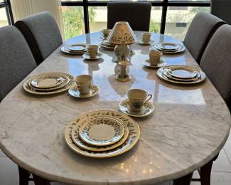 #84 - $250.00 - Lenox Holiday China service for 8 - (5 place setting )