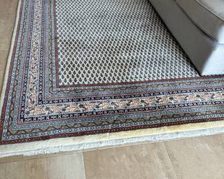#18 - $400.00  -  Area rug 100% Reine wool 10.4 x 8.4