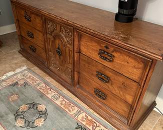 #28 - $200.00 -  American of Martinsville dresser 6 drawers 33H x 72L x 19D