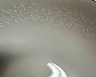 #80 - $150.00  -  Noritake Ivory China Japan 7541 Lorelel 103 pieces