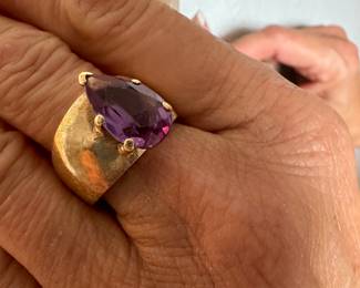 #124 - 550.00 - Lady large band ring with pear amethyst 14kt gold tested -cant read marks- size 7 - 9.83gr