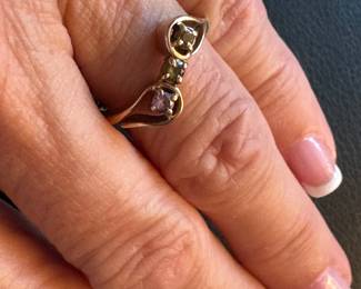 #119.00 - $90.00 - 10kt gold ring with 3 stones from Zales Sz 5 - 2.27gr 
