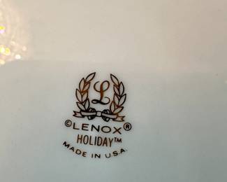 #84 - $250.00 - Lenox Holiday China service for 8 - (5 place setting )