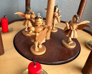 #106 - $38.00  -  Pyramide Engelkapelle natural wood