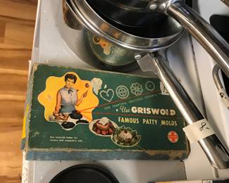 Pots, Griswald rosette iron