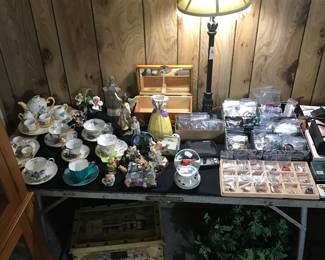 Jewelry - Tea Cup collection 