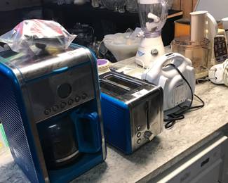 Keurig, toaster, mixer etc