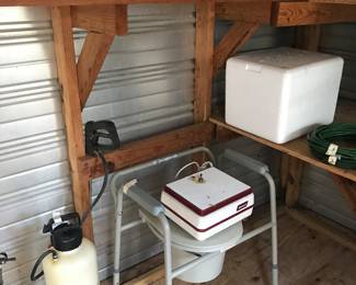 Bedside commode, sprayer - in outbuilding