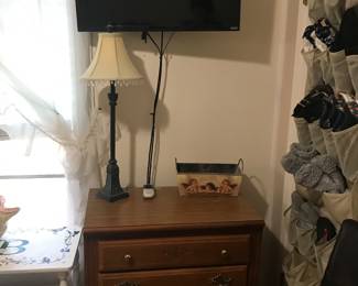 TV, Chest of drawers