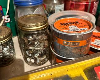 tools/nuts/bolts