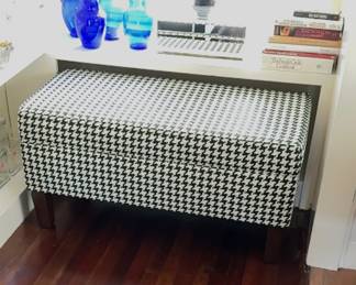 Houndstooth Storage Bench 