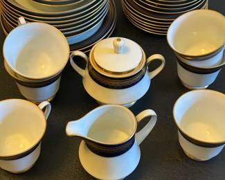 Legacy by Noritake Vienna China Pattern