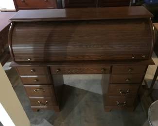 Gorgeous Vintage Roll Top Wood Desk