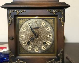Mantle Clock