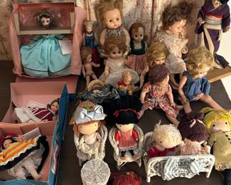 Assorted Vintage Dolls