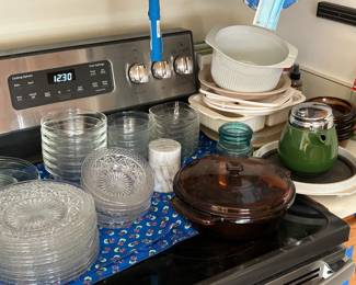 Everyday Kitchen Dishes and Serving Pieces