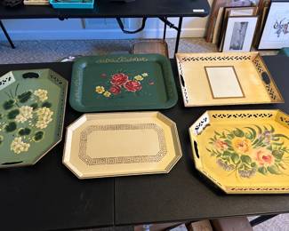 Assorted antique and vintage serving trays