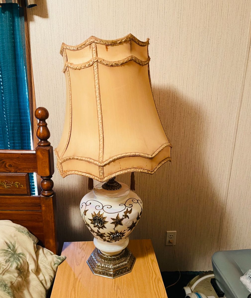 Rare Carl Falkenstein Iridescent Glass Lamp with Bronze Start Flowers MCM