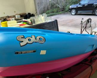 Solo kayak