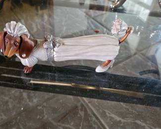 Westland Hot  Diggity Dachshund Bride Wedding Figure