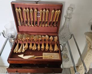 Gold-tone Cutlery Set with Storage Box