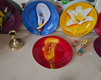 Givenchy Paris 8” Dessert Plates Flowers