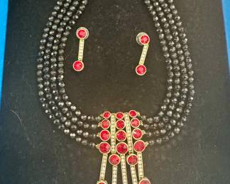 Heidi Daus “Affair to Remember” Necklace & Earrings Set